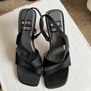 Mootsies Tootsies, high-heeled shoes